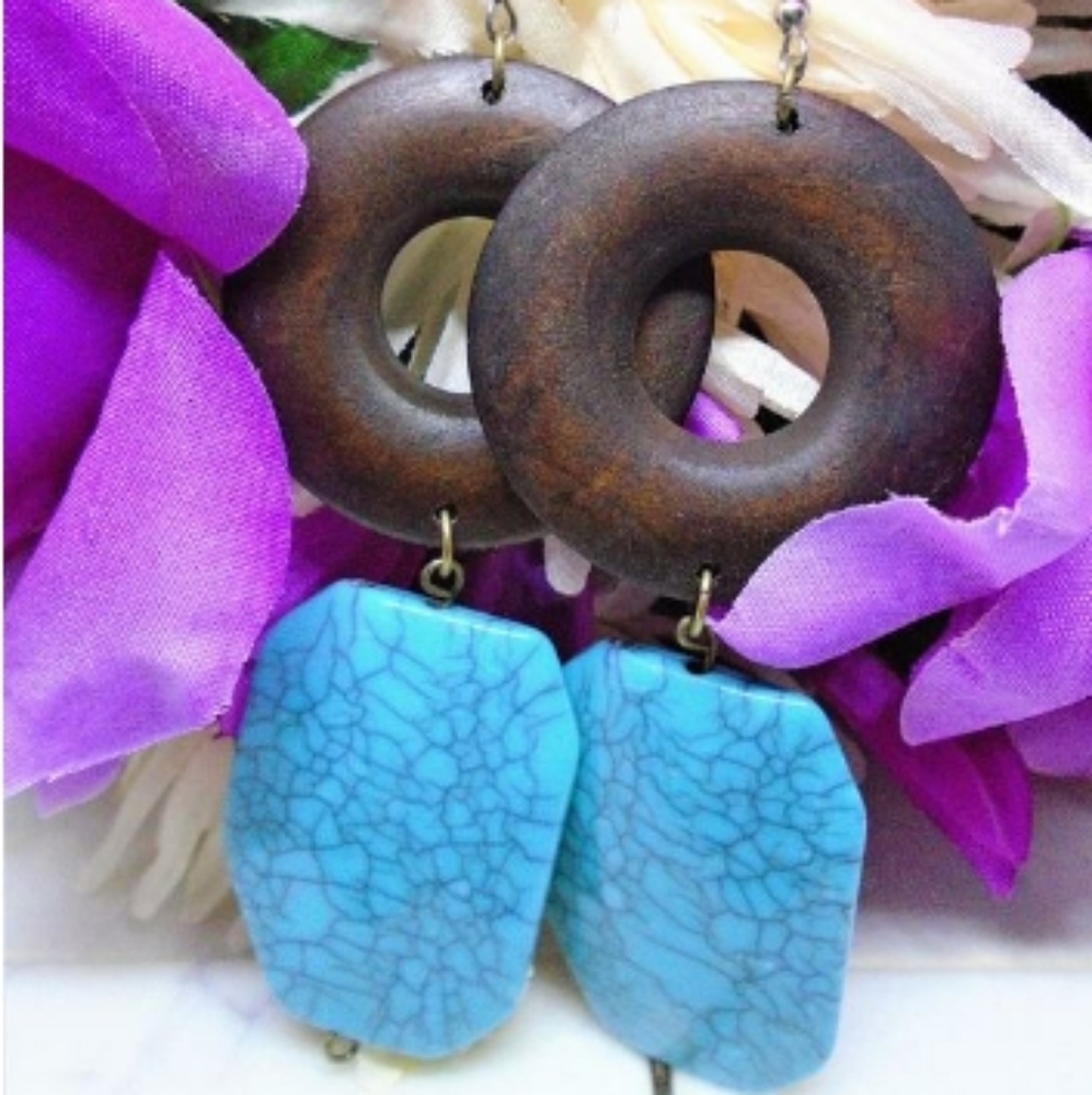 Handmade Wooden Beaded Dangling Earrings.